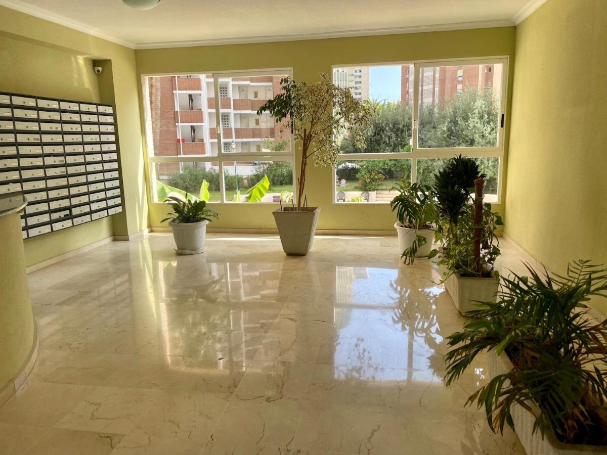Apartamento turístico Karola Planta 15 - Gestaltur Benidorm Exterior foto